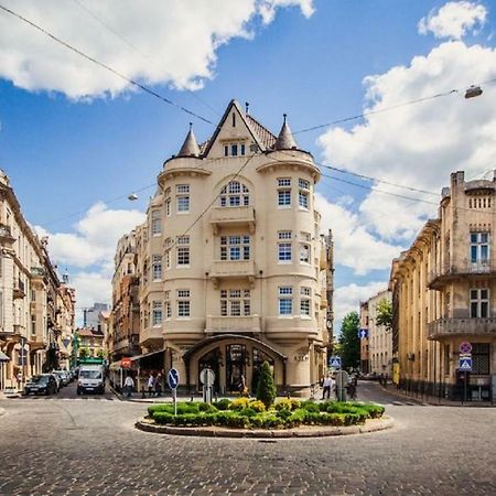 Апартаменти Для Пари В Центральній Частині Львова Exterior photo