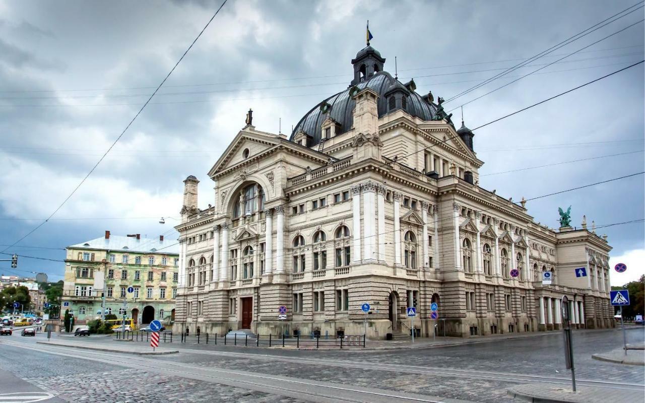 Апартаменти Для Пари В Центральній Частині Львова Exterior photo